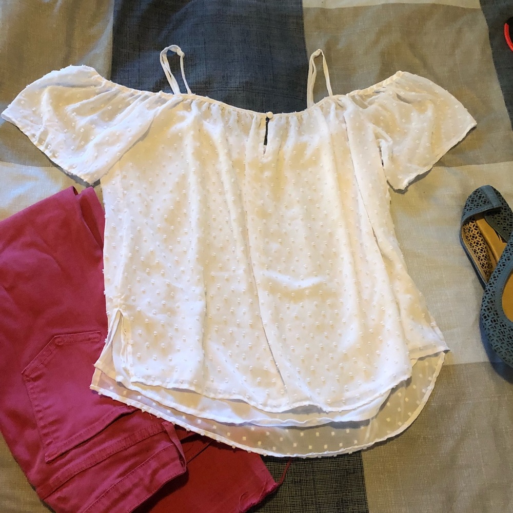 NY & Co White flowy top